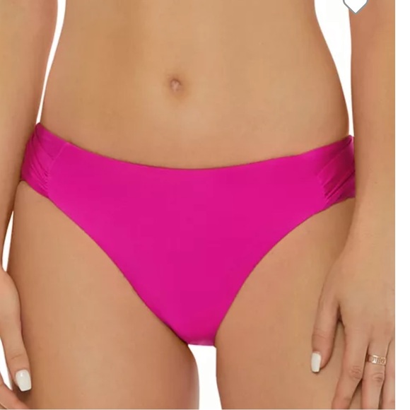 Trina Turk
Monaco Hipster Bikini‎ Bottom - Picture 6 of 6